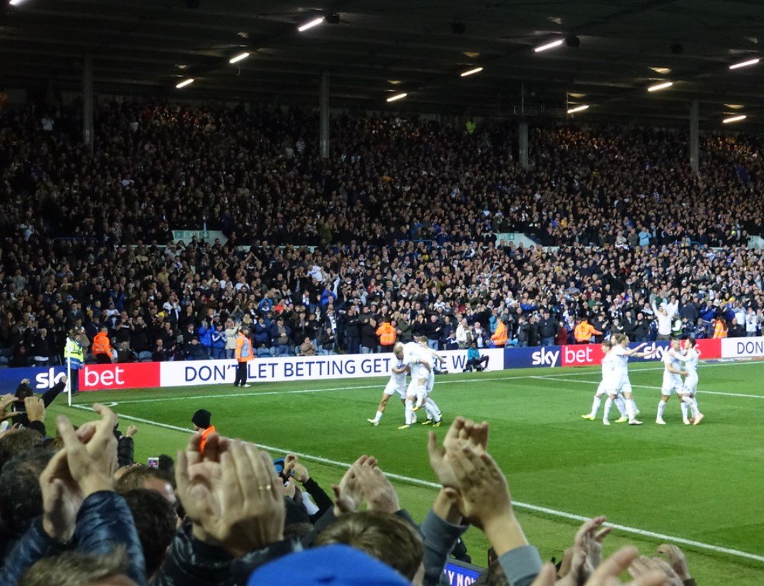 Leeds United’s Dramatic Victory: A Step Closer to Premier League Dreams