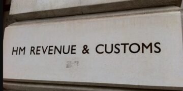 HMRC Issues Important Message for Anyone Applying for Student Finance