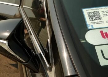 Massachusetts Uber and Lyft Drivers Secure Health Benefits and Increased Pay Rate