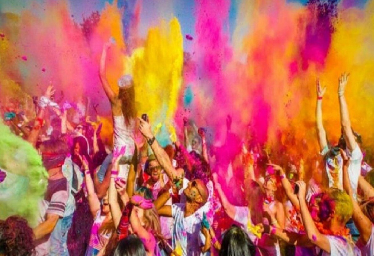 Holi festival celebrations in Mumbai